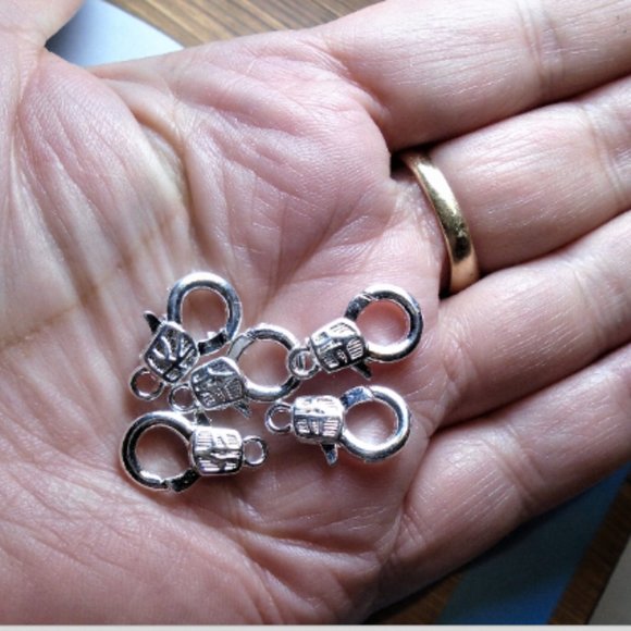 Large decorative Round Lobster Claw Clasp, Big Light Bulb Clasp, bright silver - Picture 2 of 3